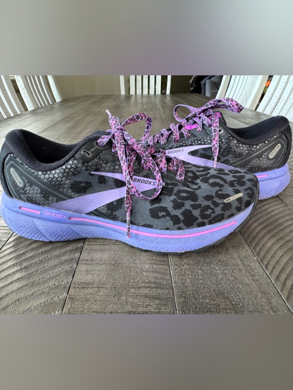 Brooks Ghost 14 - Electric Cheetah Running Shoes Women’s Size 7 (Medium B) - Picture 4 of 12